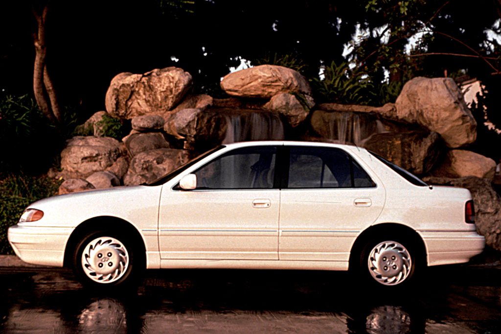 Hyundaihyundai motor america is recalling 744 model year 2020 elantras. 1992-95 Hyundai Elantra | Consumer Guide Auto
