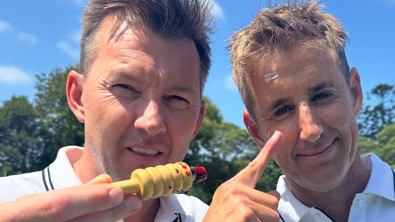 Fox Cricket’s Mark Howard impaled, bloodied by bail after Brett Lee delivery in freak accident, video, latest news