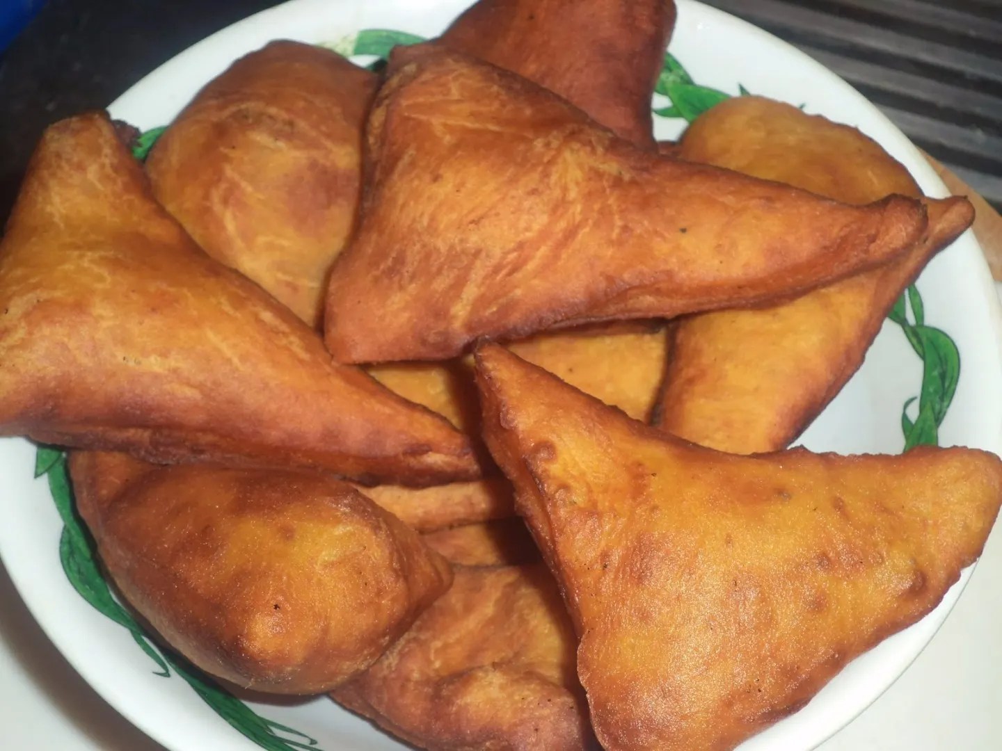 How to make half cakes in uganda. How To Make Mandazi An African Donut 4 Steps Instructables