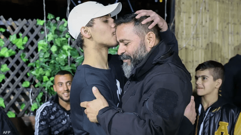 المرحلة الرابعة من صفقة التبادل: الإفراج عن 30 طفلاً و3 نساء