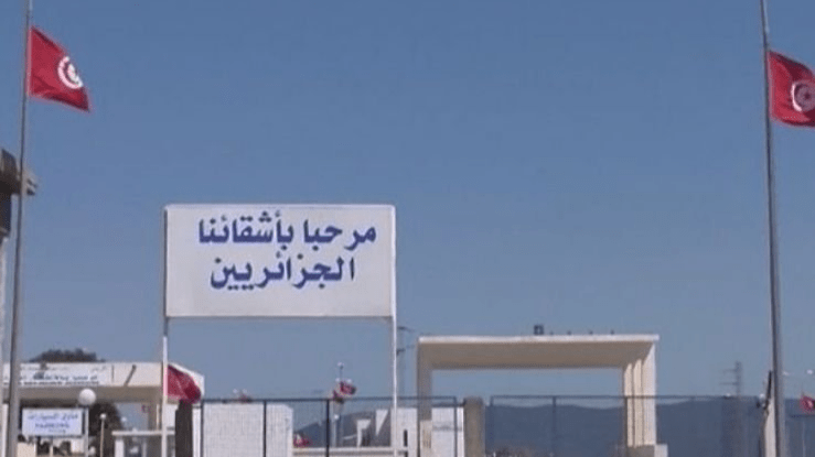 خلال ديسمبر: 4500 جزائري توافدوا يوميا على تونس عبر معبر ملولة