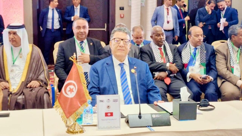 بودربالة يدعو من الجزائر كافة البرلمانات للضغط لإنهاء الحرب على فلسطين