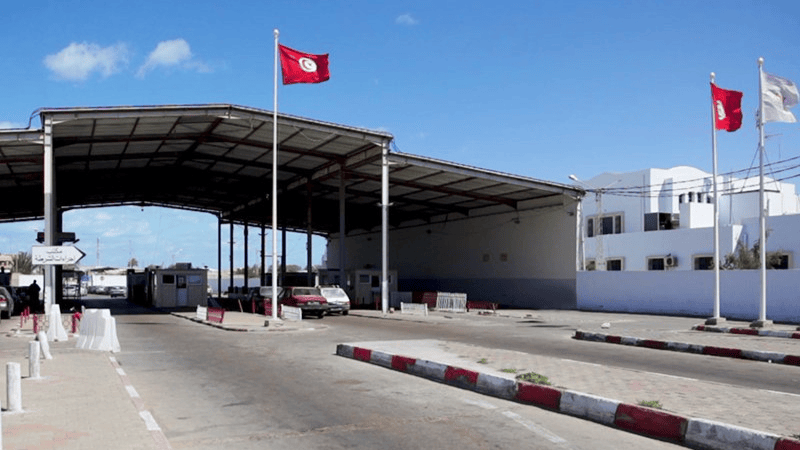 معبر رأس الجدير: إرتفاع نسق حركة العبور وسط إحتجاج التجار