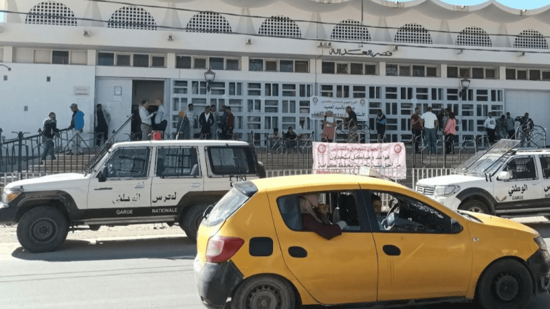 فرع المحامين بالقصرين: محاكم الجهة أُفرغت من قضاتها