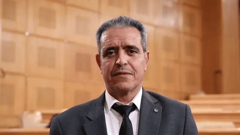عماد الدربالي: لابد من تطوير القوانين لضمان حقوق المرأة في العمل عماد الدربالي: لابد من تطوير القوانين لضمان حقوق المرأة في العمل