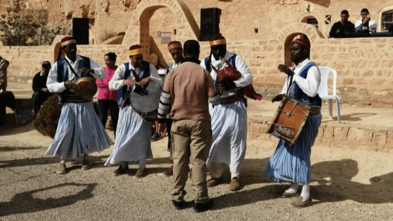 بعد غياب 5 سنوات.. ماراطون الواحات يحط بمنطقتي شنني والدويرات