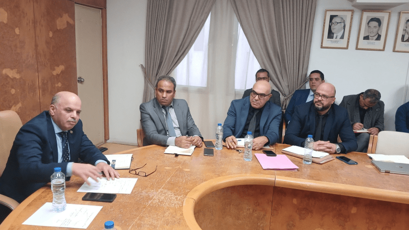 وزارة النقل: تشغيل كلّ شبابيك التذاكر واستئناف خطوط حافلات ملغاة وزارة النقل: تشغيل كلّ شبابيك التذاكر واستئناف خطوط حافلات ملغاة