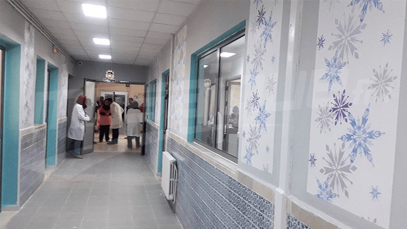 القيروان: نقل 3طالبات يعانين من ارتفاع الحرارة وآلام في البطن للمستشفى