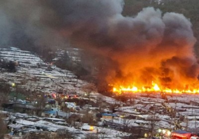 Cientos de personas huyen tras incendio en barrio de Seúl