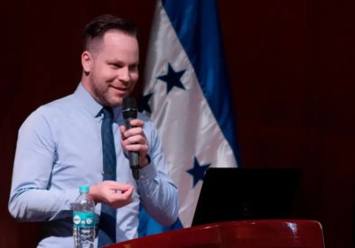 Jeff Ernst dice que denuncia del Tratado de Extradición para proteger la democracia fue un pretexto inventado