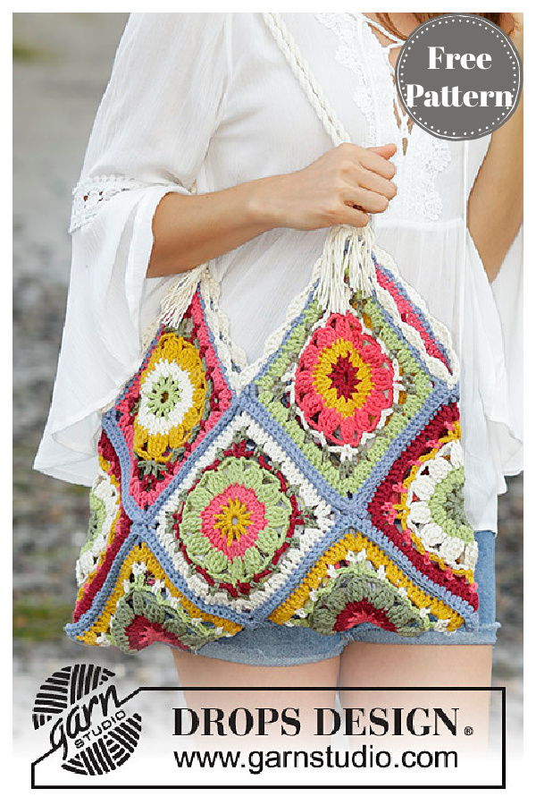 One simple, one more elaborate but with a simple construction. 8 Granny Square Bag Free Crochet Pattern