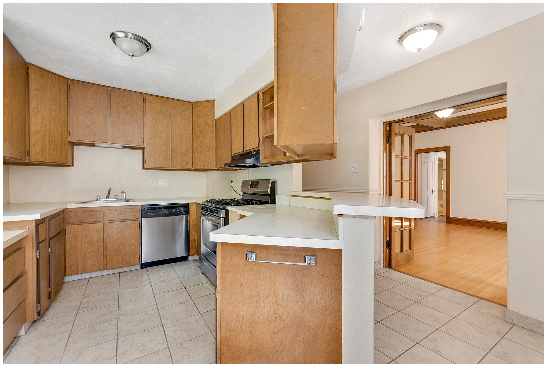 Offers assisted living and memory care get cost information find out availability ask about payment options. Mullen Mansion - Cornerstone Apartments
