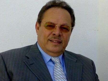 الرئيس علي ناصر محمد يعلن موقفه من الحوار الجنوبي الجنوبي في الرياض الرئيس علي ناصر محمد يعلن موقفه من الحوار الجنوبي الجنوبي في الرياض