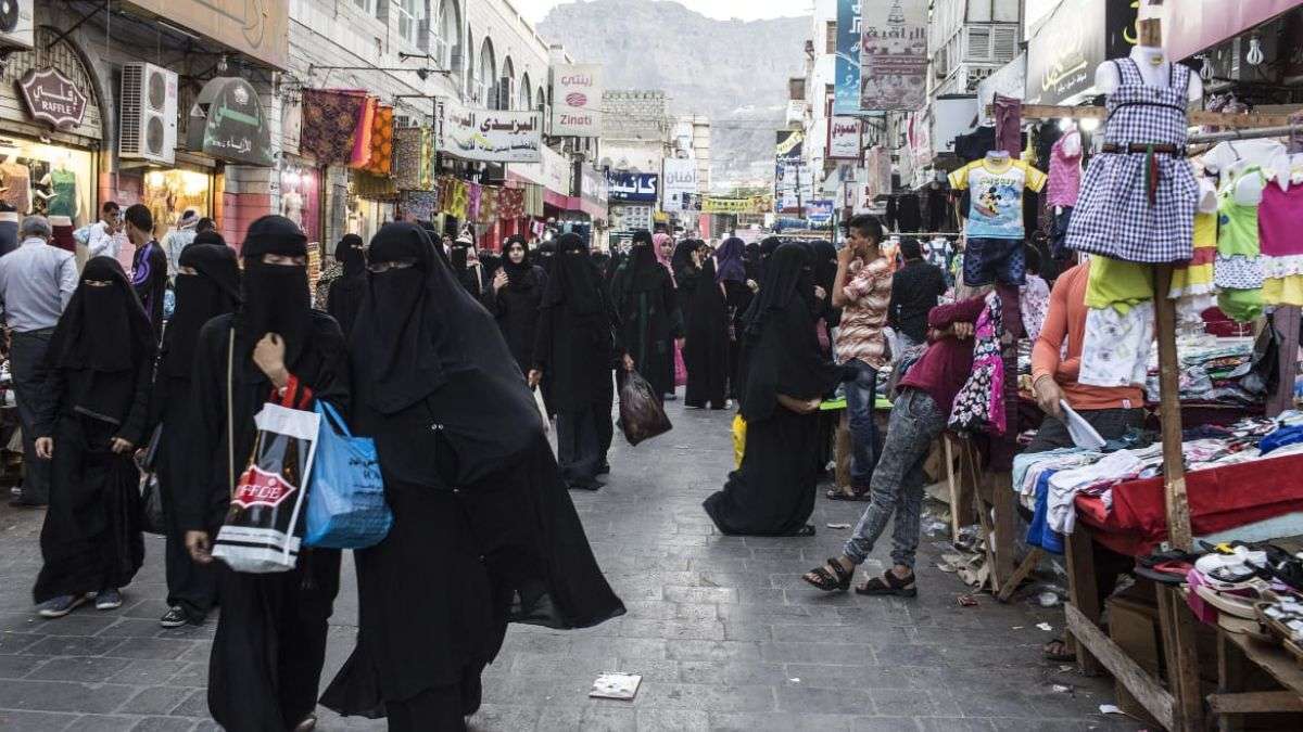تحسّن سعر الصرف يضاعف أعباء المغتربين ويقلّص قدرتهم الشرائية