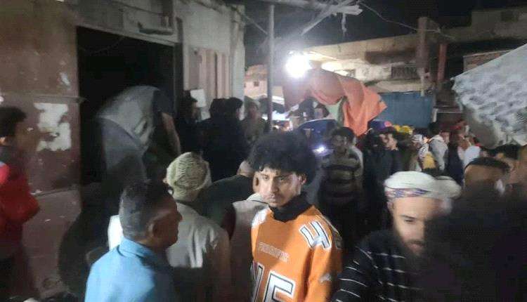 مقتل تاجر واصابة ٣ اخرين برصاص مسلحين الليلة مقتل تاجر واصابة ٣ اخرين برصاص مسلحين الليلة