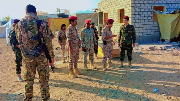 رفع الجاهزية القتالية في بوابة المكلا الغربية