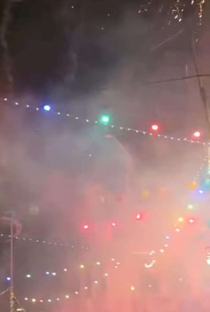 حي الشهيد في المكلا يتألق بأجواء احتفالية مبهجة