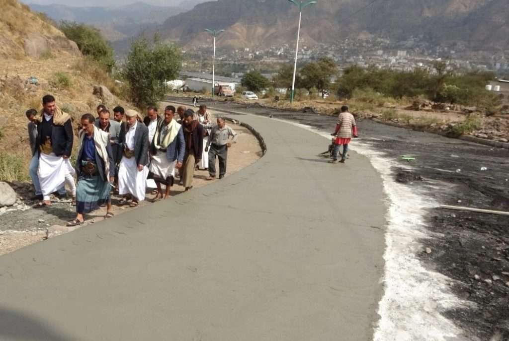 مصرع 7 أشخاص في حادث تصادم مروع على طريق إب مصرع 7 أشخاص في حادث تصادم مروع على طريق إب