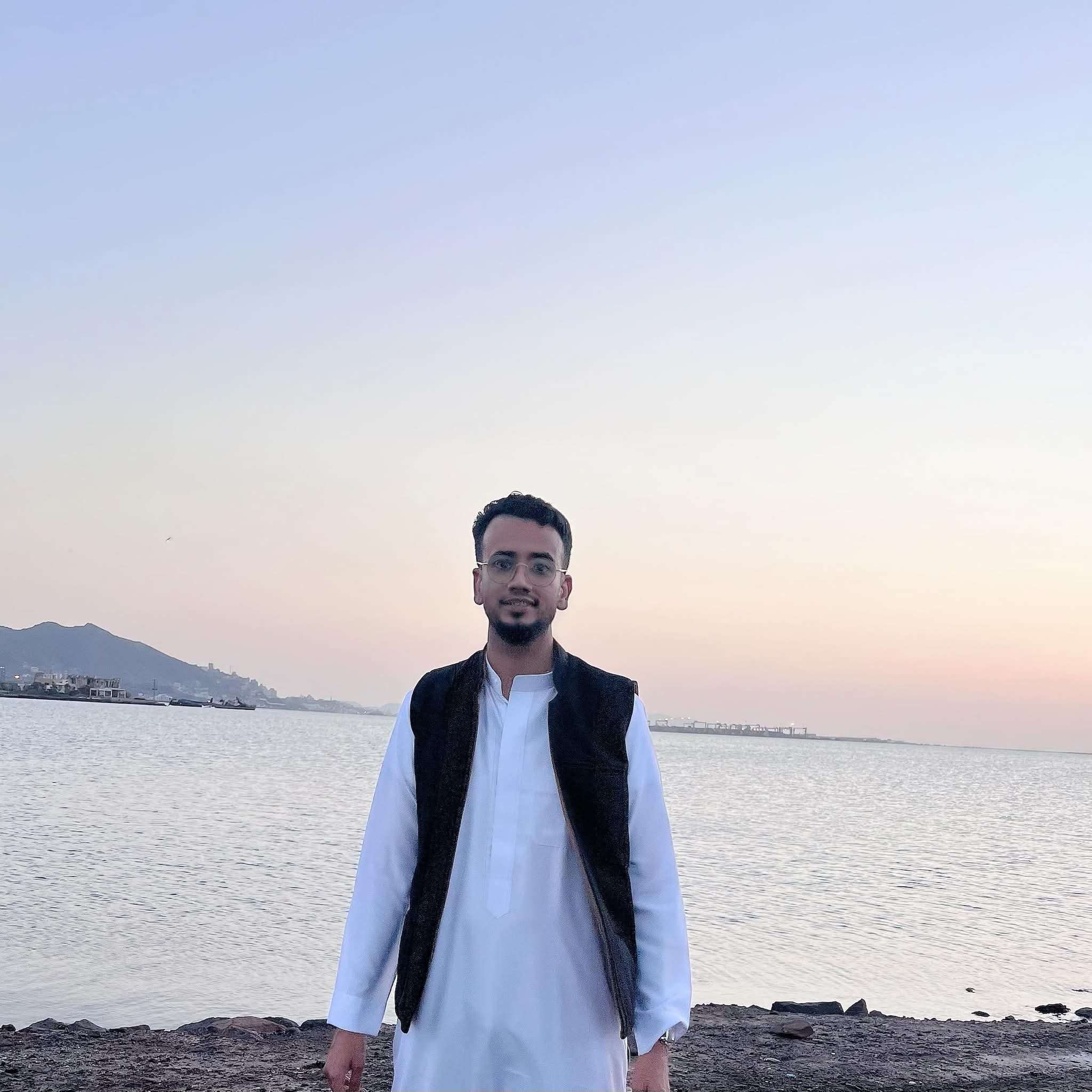 مسرحية ابن مبارك الكبرى: مكافحة الفساد تحت رعاية الفاسدين؟!.. كتب عمر الكاف
