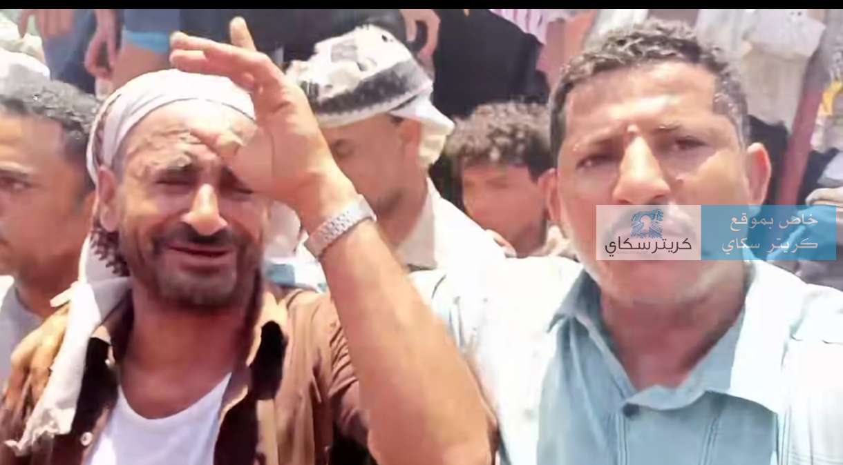 تاجر يجهش بالبكاء عقب خاسرته ٥٠٠ الف ريال سعودي ماذا حدث له؟