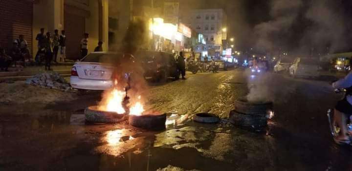 جدل حول التصاريح وقمع المظاهرات بين عدن وحضرموت جدل حول التصاريح وقمع المظاهرات بين عدن وحضرموت