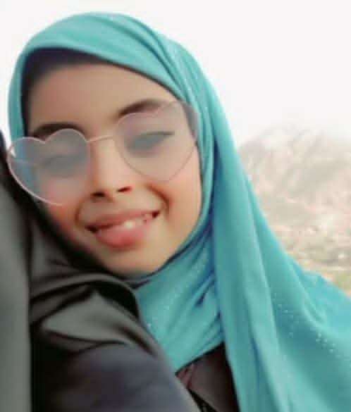 الحسني يقوم برمي طفلته الى داخل بير