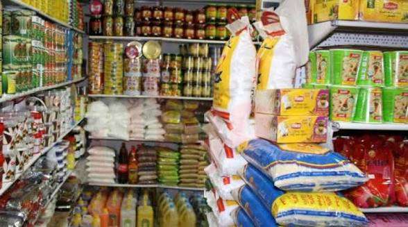 توقعات بارتفاع أسعار المواد الغذائية في عدن لهذا السبب