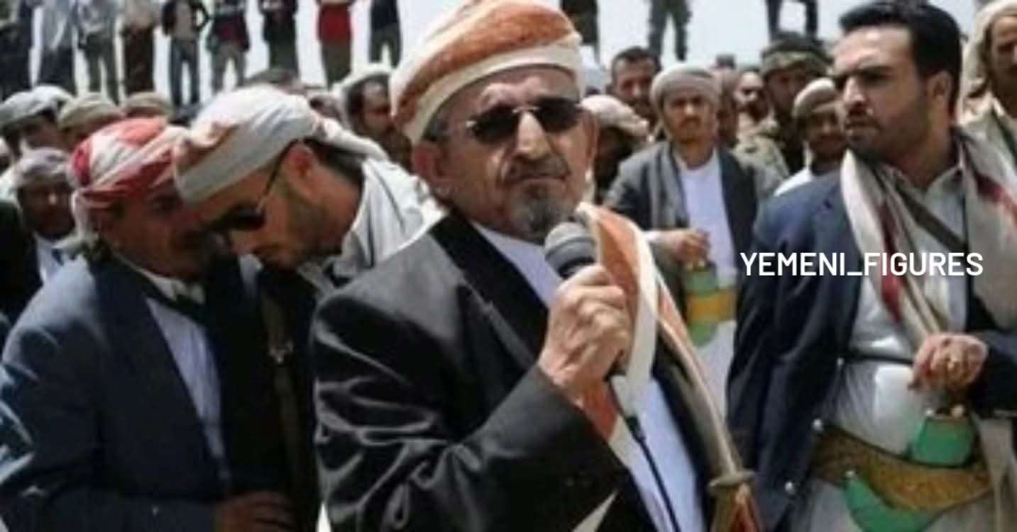 ناشطون يتداولون صورة نادرة للشيخ الأحمر رفقة هؤلاء !