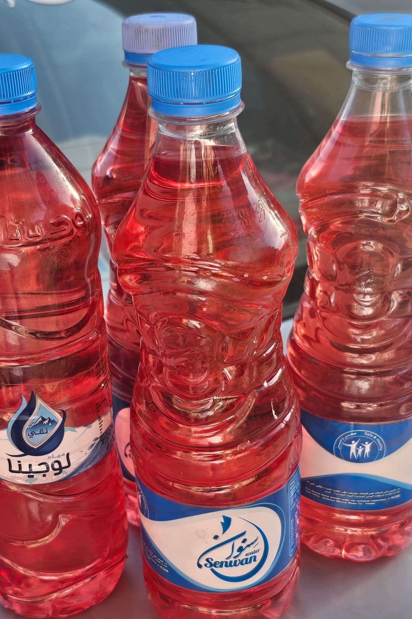 فوضى الجالون.. رحلة من تعز إلى العبر تكشف تضارب أسعار الوقود