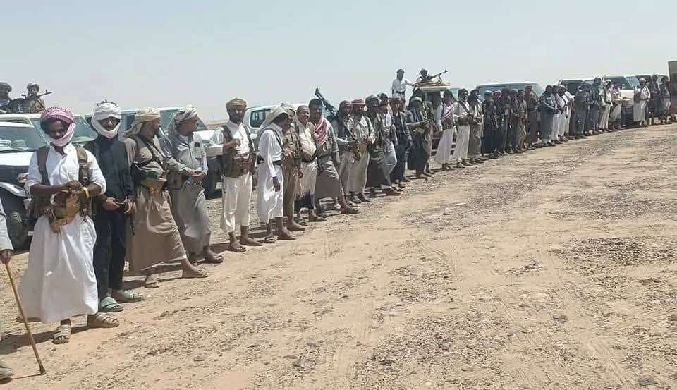 انضمام عدد كبير من أبناء محافظتي صعدة والجوف لقبائل دهم للمطالبة بهذا الأمر انضمام عدد كبير من أبناء محافظتي صعدة والجوف لقبائل دهم للمطالبة بهذا الأمر
