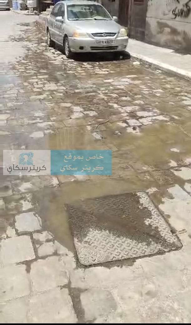 فيما توفى ٥ اشخاص بالوباء القاتل.. طفح مياه الصرف الصحي بشوارع كريتر(صورة)