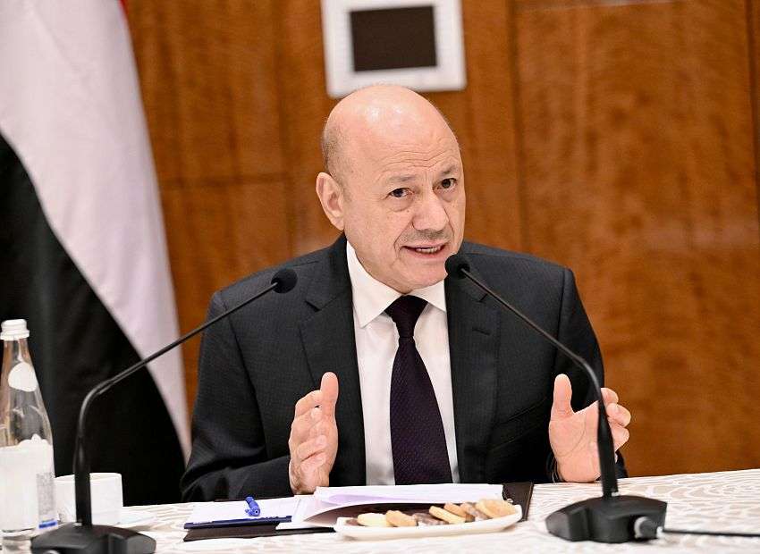 البعيثي:حديث الرئيس العليمي عن تدمير الطائرة الرابعة في مطار صنعاء يعكس نموذجا رفيعا من الشفافية البعيثي:حديث الرئيس العليمي عن تدمير الطائرة الرابعة في مطار صنعاء يعكس نموذجا رفيعا من الشفافية