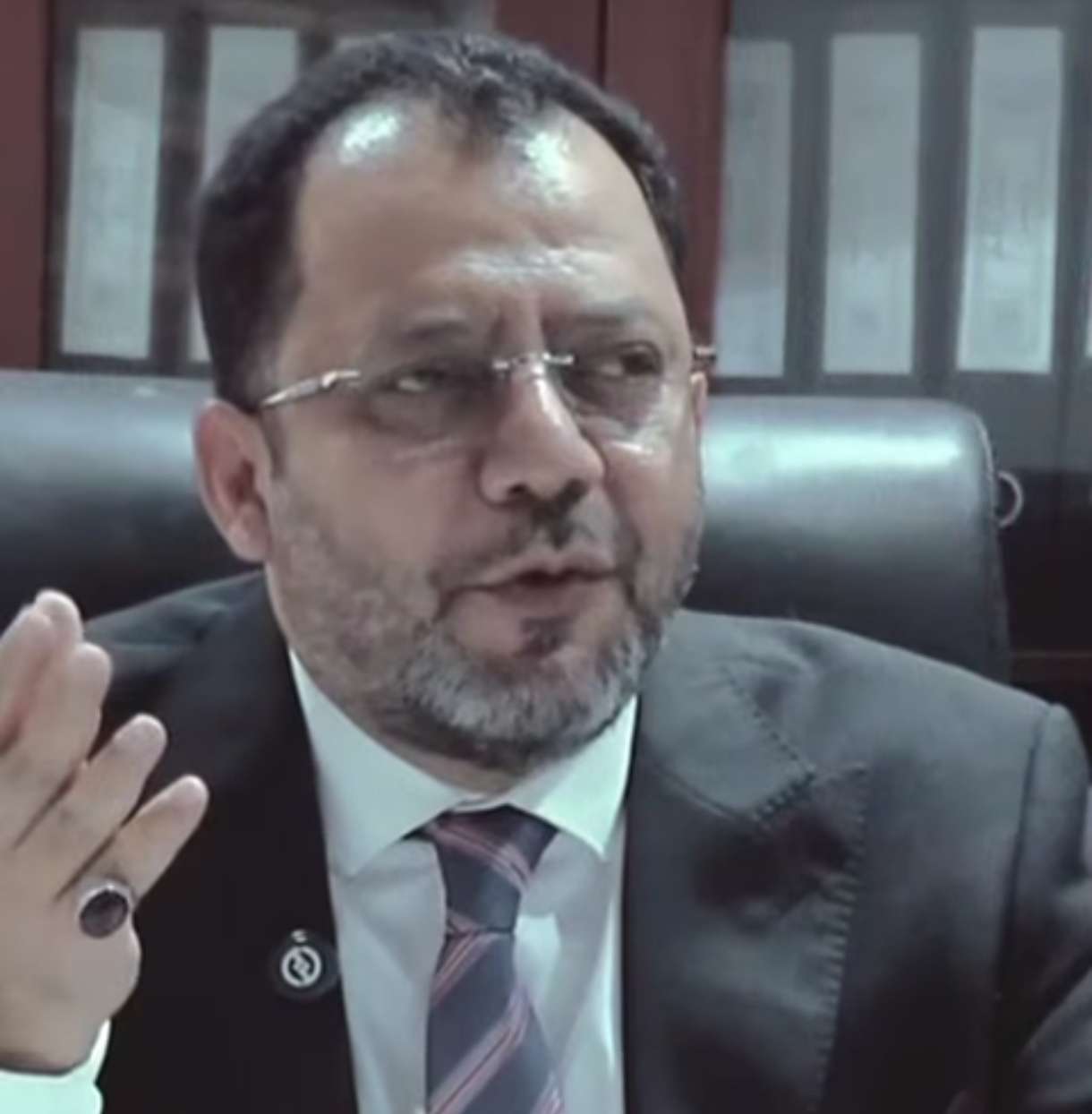 وزير الكهرباء يعلن تركيب عداد الكهرباء الدفع المسبق بهذه المدن