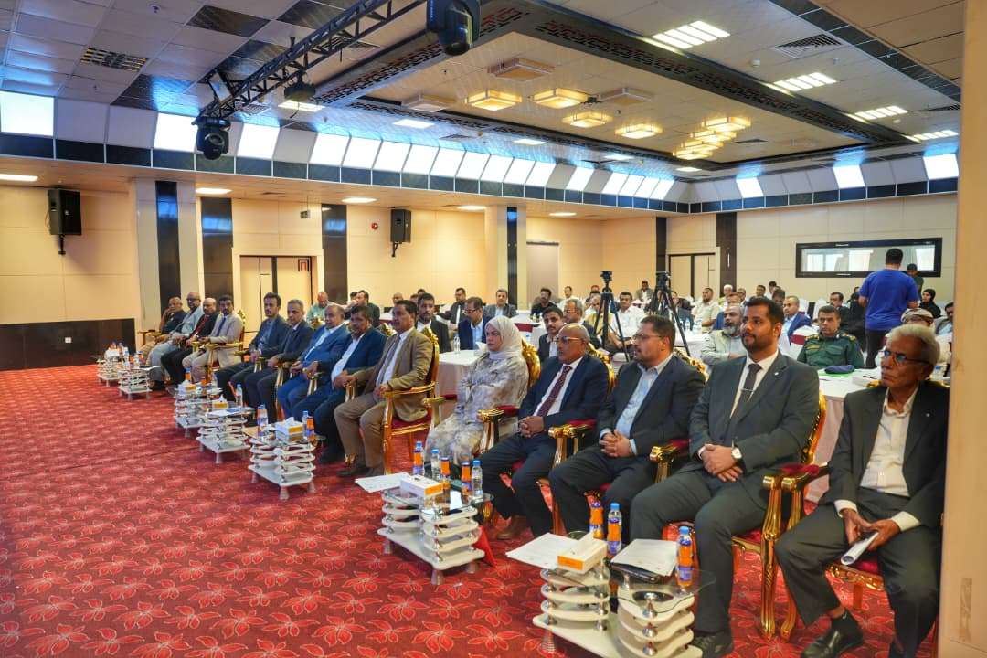 سالم الخنبشي يؤكد على اهمية توسيع صلاحيات السلطات المحلية وتعزيز اللامركزية