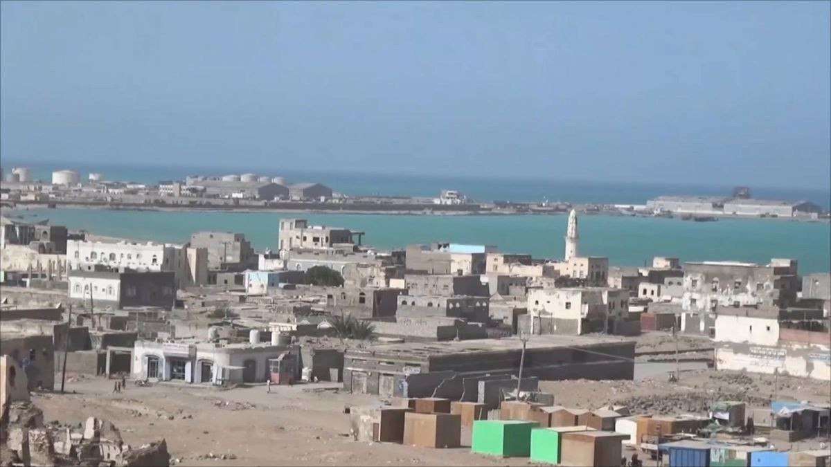 قوات أجنبية تختطف صيادين يمنيين قرب المخا