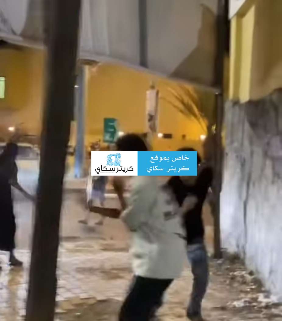 عاجل: احتجاجات وإطلاق نار بالقرب من بوابة معاشيق