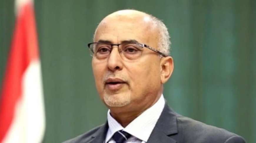 وزير سابق يقترح حلاً لأزمة التعليم واعتماد هذا الامر