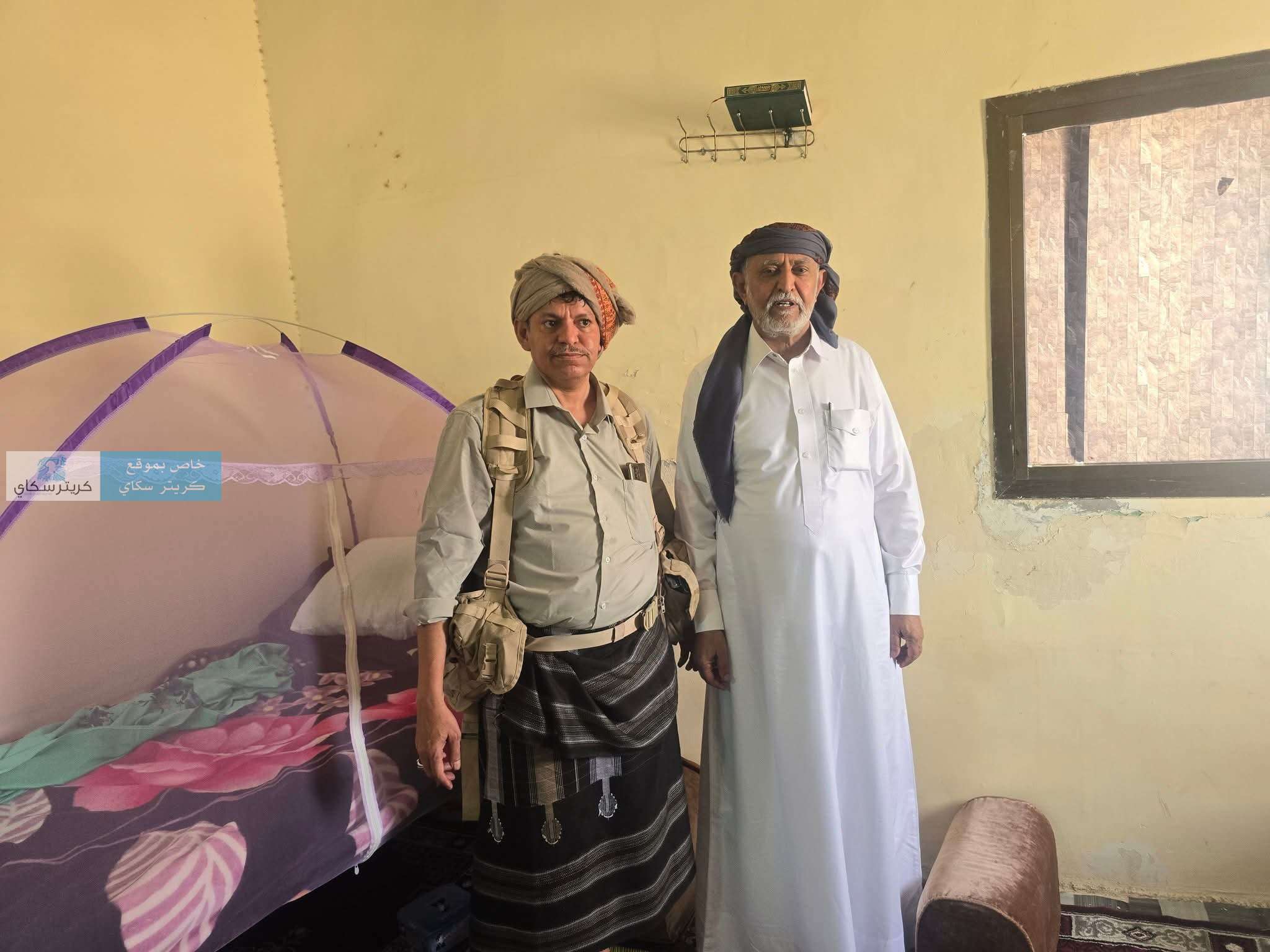 عاجل:شاهد اول صورة للقيادي الزايدي عقب اطلاق سراحه في المهرة