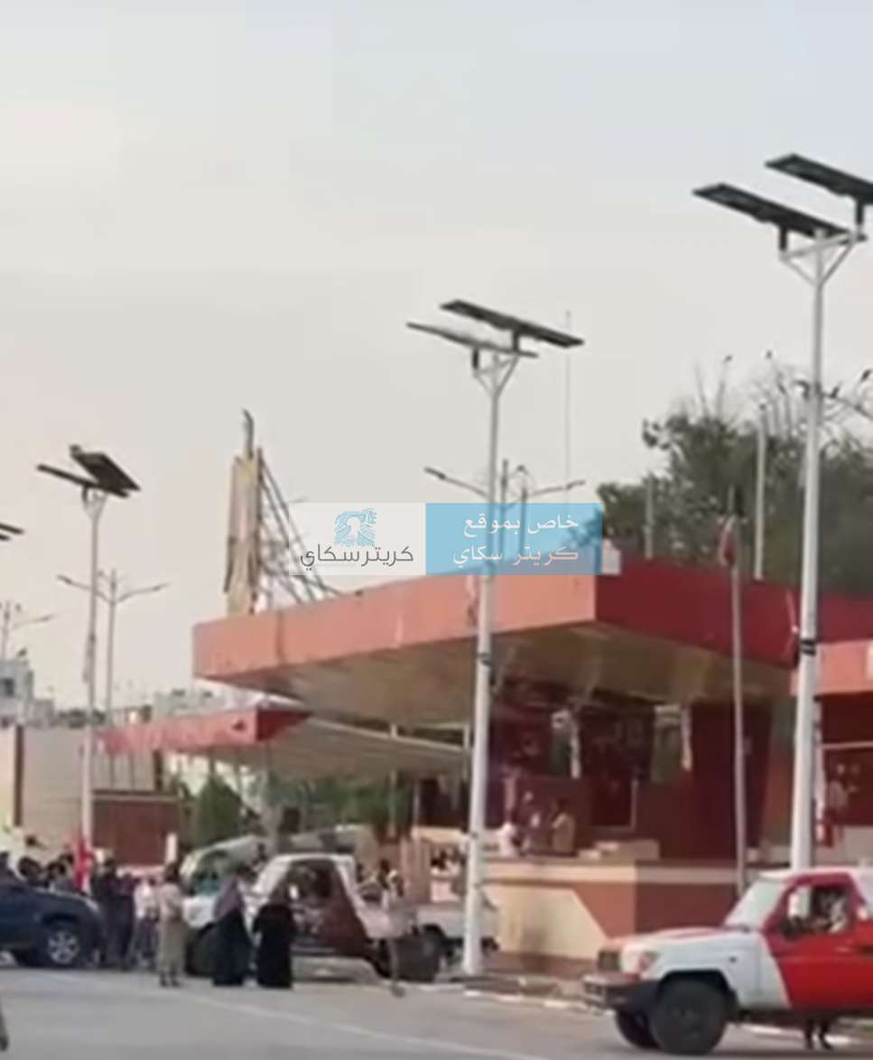 انتشار عسكري كثيف في ساحة العروض بعدن قبيل فعالية مرتقبة للانتقالي