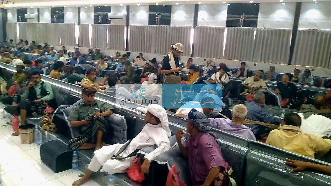لقاء موسع لأبناء شبوة في عدن رفضاً لإقالة قائد عسكري بارز