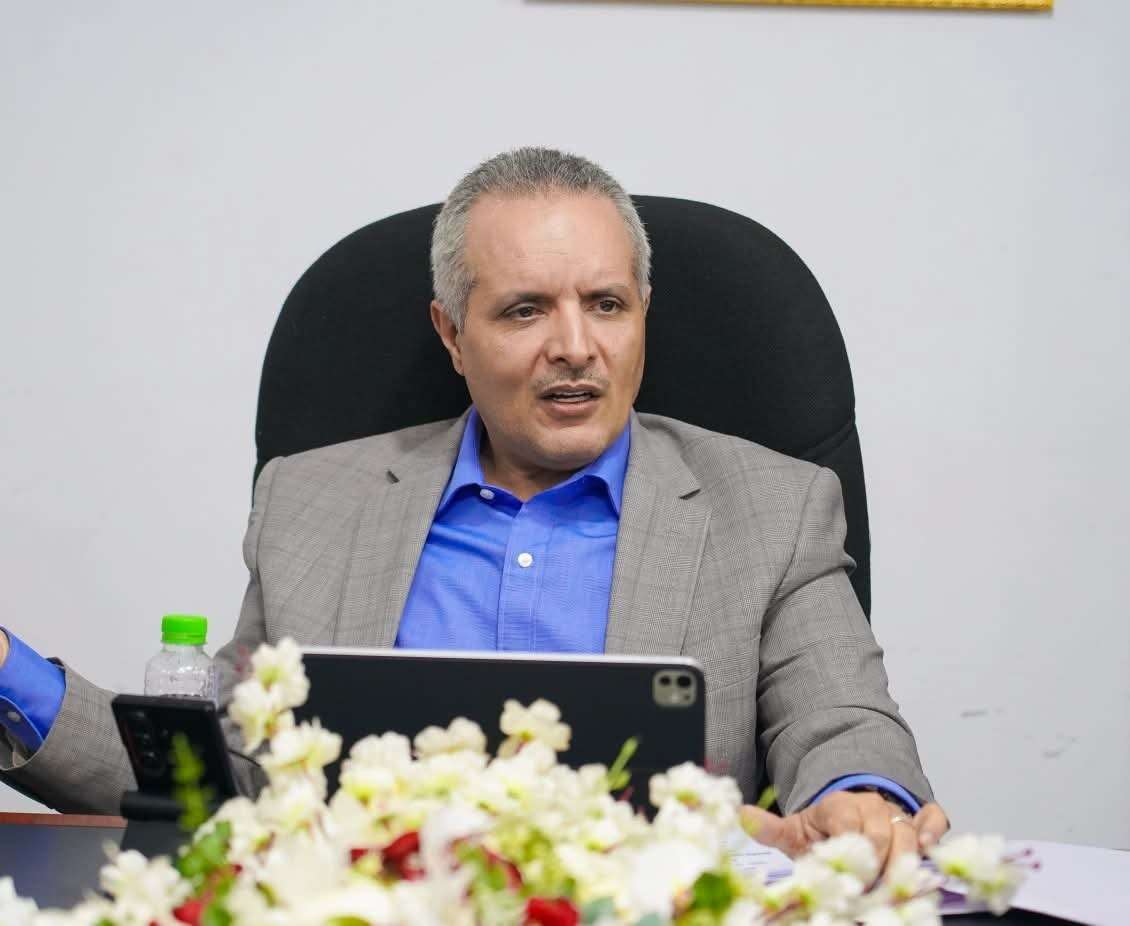 وزير الشؤون الاجتماعية: المشاركة في الحكومة لا تعني التراجع عن قضية الجنوب والحوار خيار لتوحيد الصف وزير الشؤون الاجتماعية: المشاركة في الحكومة لا تعني التراجع عن قضية الجنوب والحوار خيار لتوحيد الصف