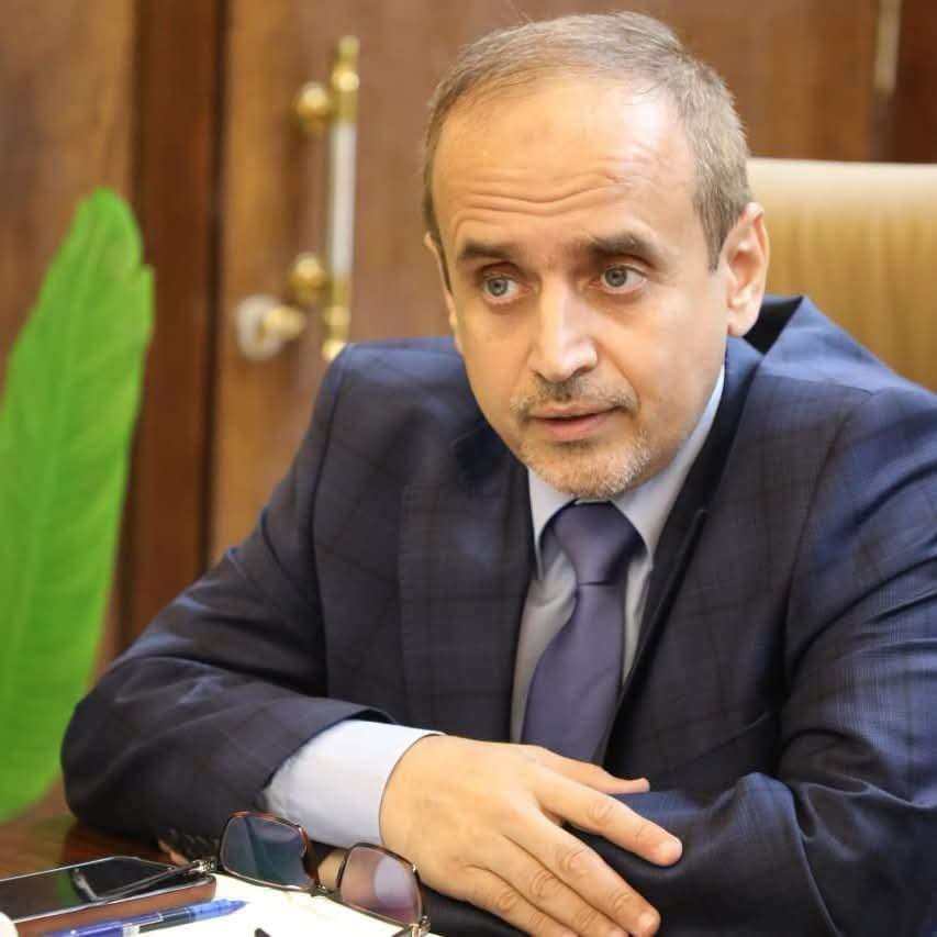 بشأن ملف المنح .. صحفي يكشف تفاصيل تواصله مع وزير التعليم السابق خالد الوصابي بشأن ملف المنح .. صحفي يكشف تفاصيل تواصله مع وزير التعليم السابق خالد الوصابي