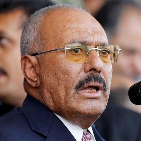 للمرة الأولى .. طبيب الرئيس الراحل علي صالح يكشف تفاصيل هامة حول محاولة إغتياله بدار الرئاسة