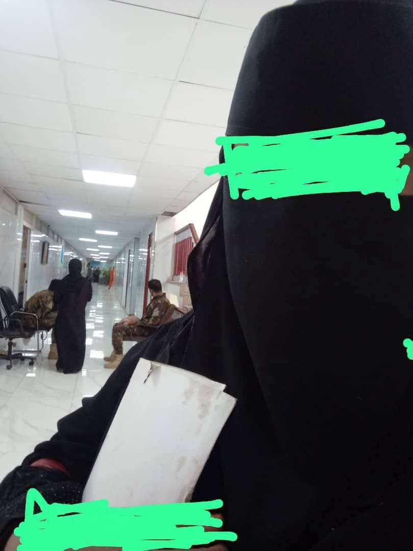 مكتب محافظ عدن يرفض تقديم مساعدات للنساء مكتب محافظ عدن يرفض تقديم مساعدات للنساء
