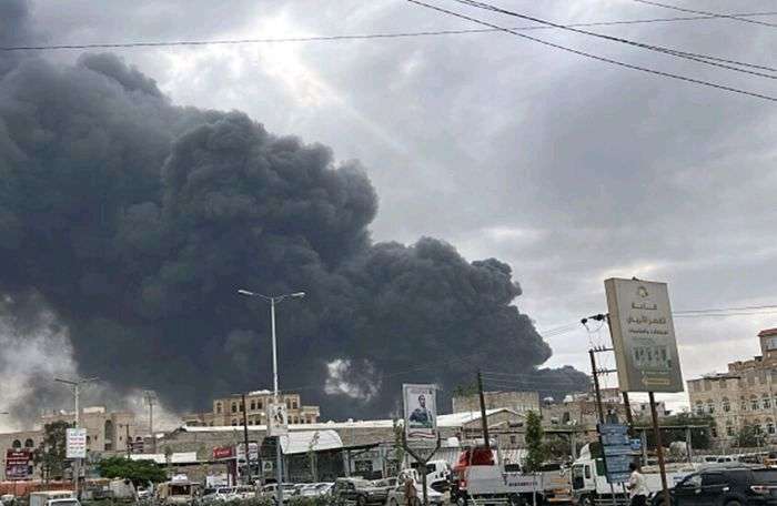 رئيس الوزراء الاسرائيلي يفجرها: قضينا على معظم حكومة الحو ثيين ويؤكد بانها البداية رئيس الوزراء الاسرائيلي يفجرها: قضينا على معظم حكومة الحو ثيين ويؤكد بانها البداية