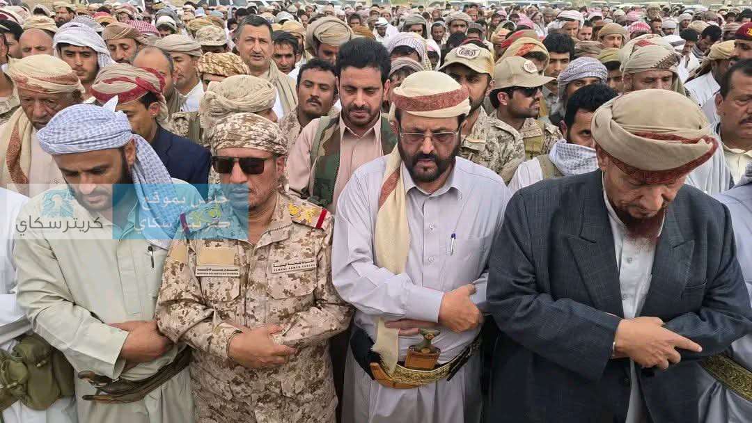 مأرب تودّع الشيخ ربيش مبخوت كعلان في موكب تشييع حاشد(صور) مأرب تودّع الشيخ ربيش مبخوت كعلان في موكب تشييع حاشد(صور)