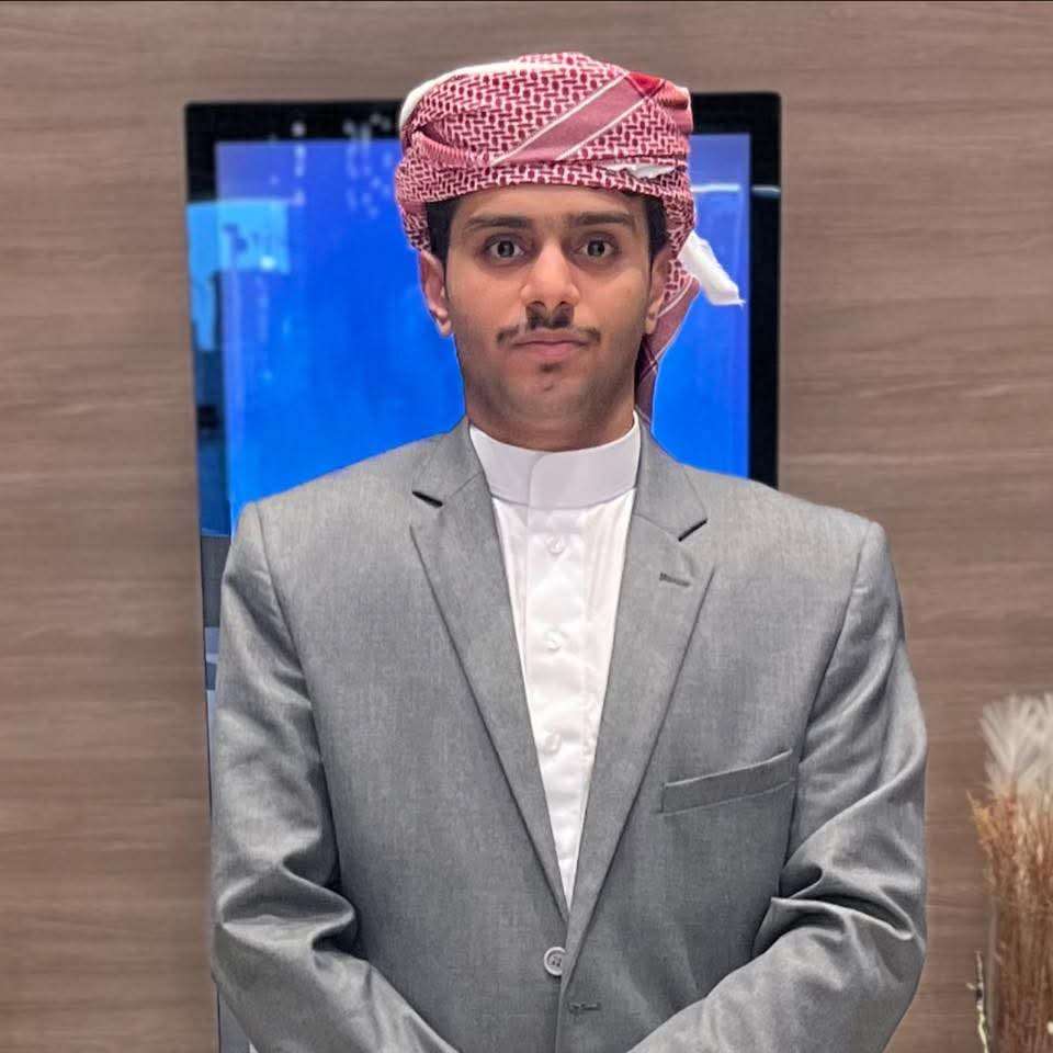 بعد موجة الشائعات.. خطاب باراس يكشف تفاصيل المنح الدراسية إلى السعودية