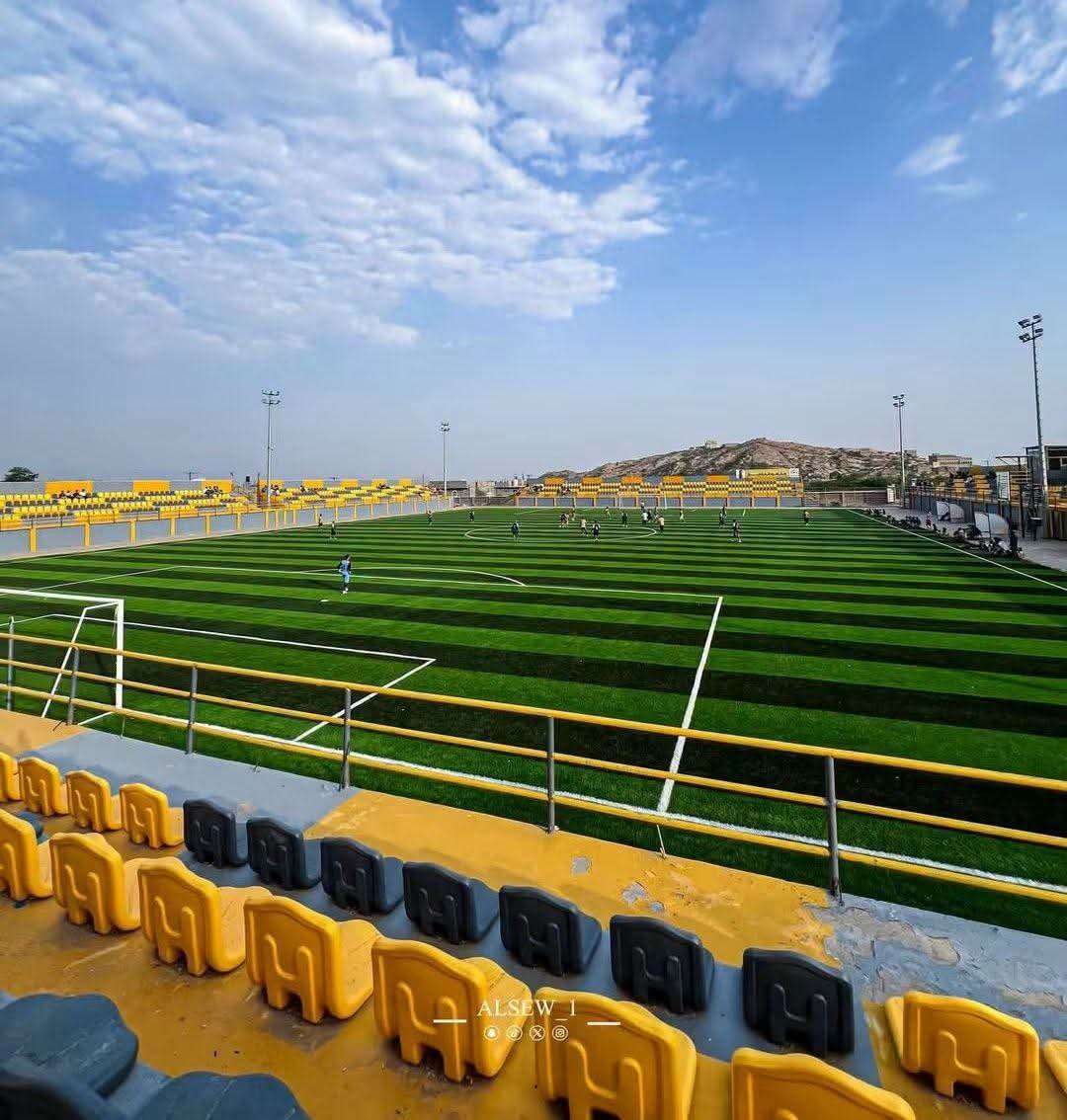 إطلاق نار يعطل مهمة مدرب منتخب الناشئين في ملعب نادي عرفان بأبين إطلاق نار يعطل مهمة مدرب منتخب الناشئين في ملعب نادي عرفان بأبين