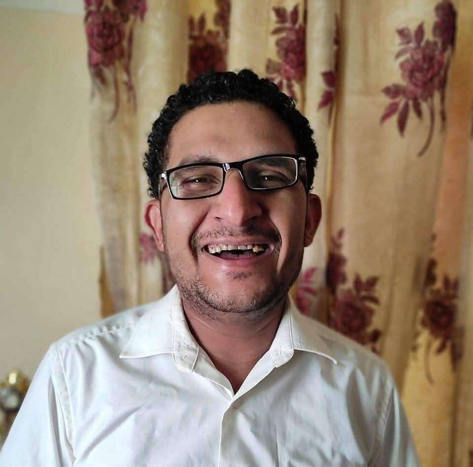 زوجة المعتقل الأرياني توجه رسالة مؤثّرة وتطلق هذا الامر عقب اختطافه بصنعاء