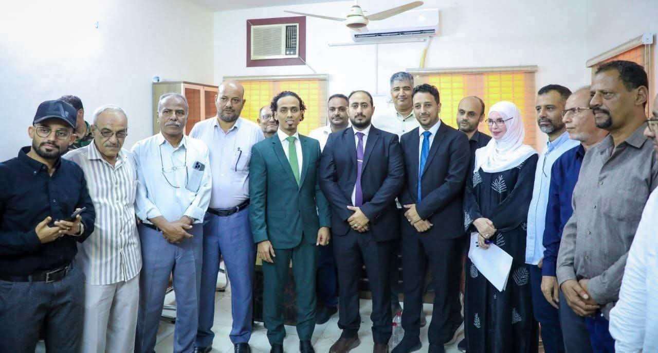استقالة لحفظ ماء الوجه.. كواليس إقالة العبادي وإعادة فرض سيادة الدولة على هيئة الأراضي استقالة لحفظ ماء الوجه.. كواليس إقالة العبادي وإعادة فرض سيادة الدولة على هيئة الأراضي